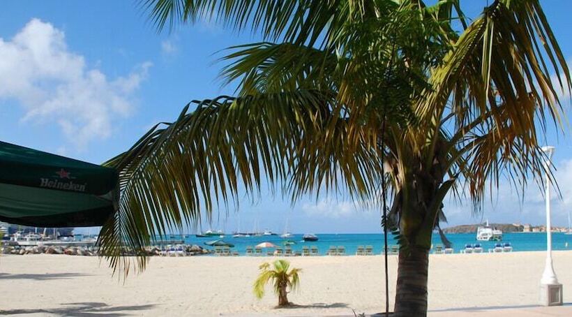 هتل The Pasanggrahan Royal Boutique