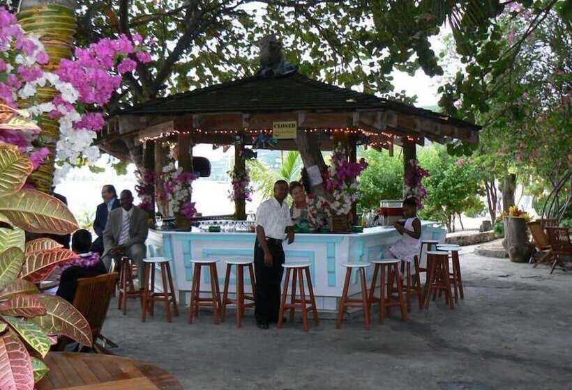 هتل The Pasanggrahan Royal Boutique