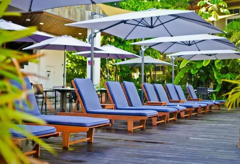 Jacana Amazon Wellness Resort