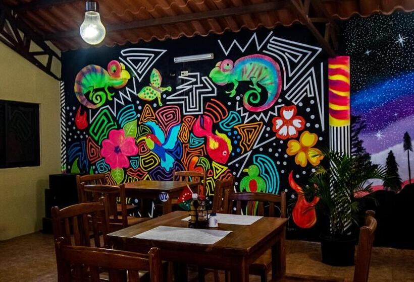 Roxy S Bed & Breakfast