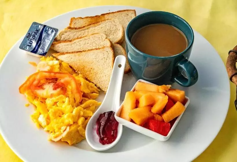 Roxy S Bed & Breakfast