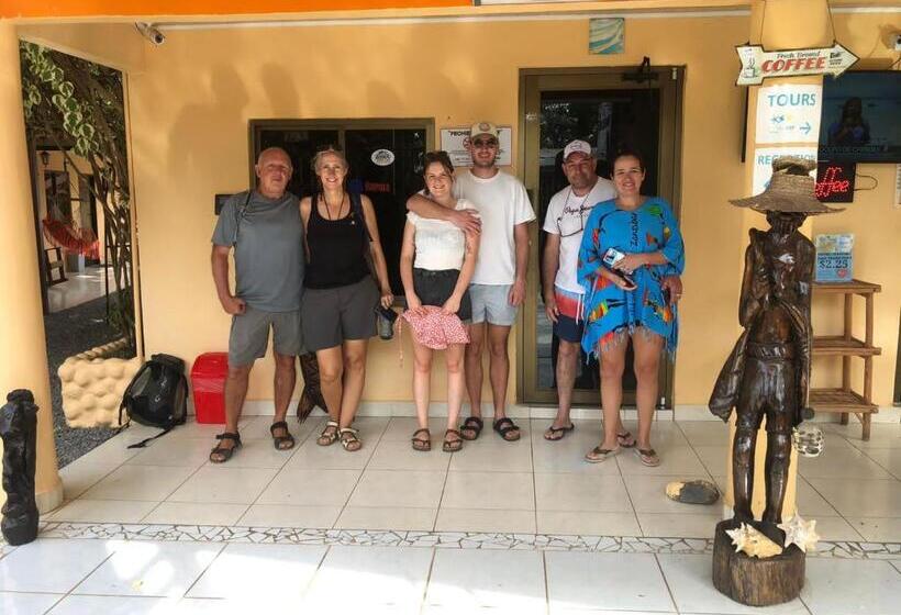 Roxy S Bed & Breakfast