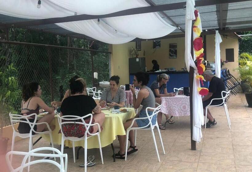 Roxy S Bed & Breakfast