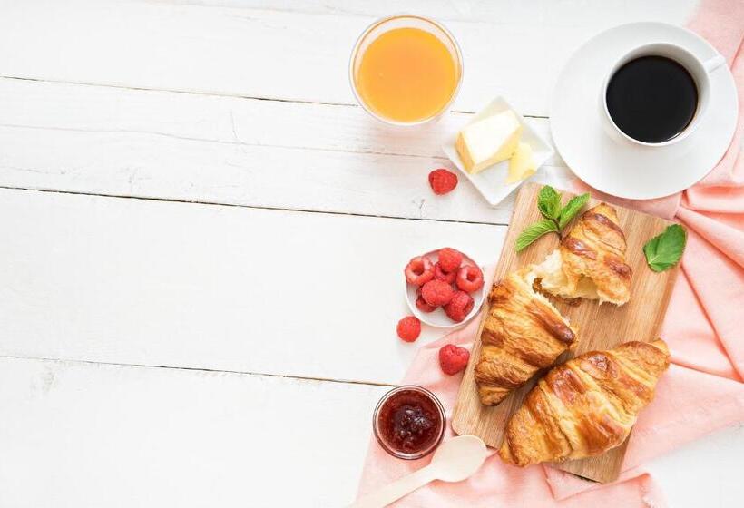 Sunrise Beach Resort