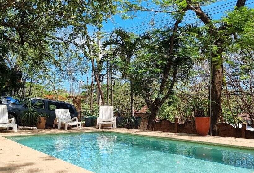 Casa Pura Vida Surf Hostel