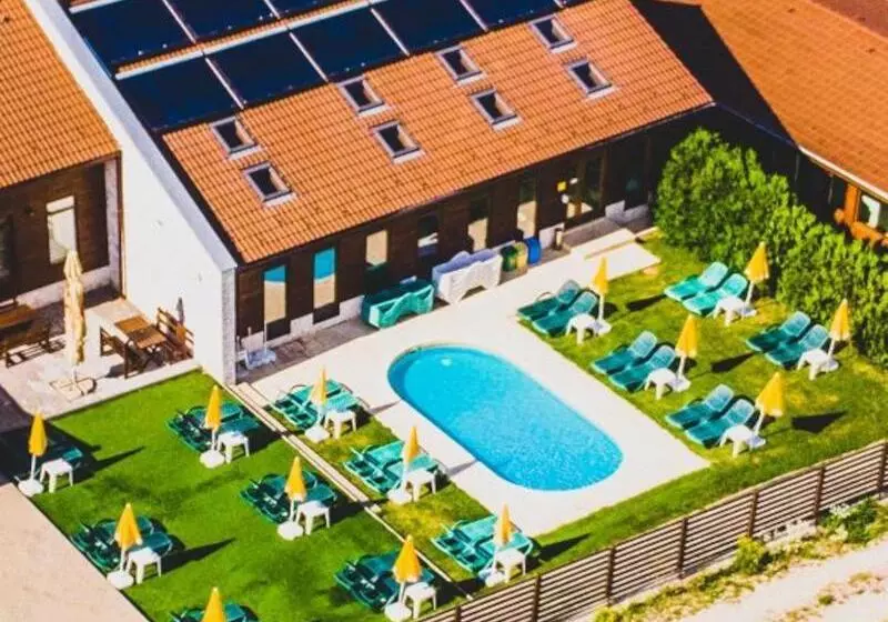 Hotelli Casa Dinainte