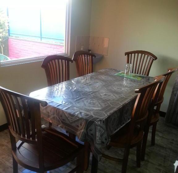 مبيت وإفطار B.rose House