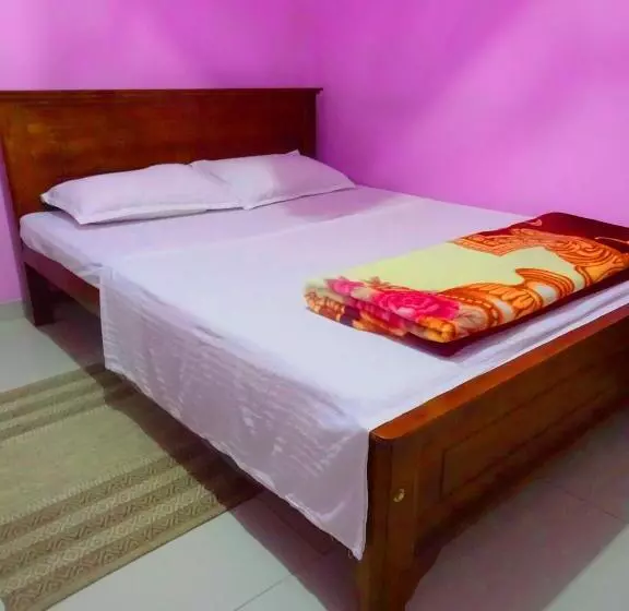 تختخواب و صبحانه B.rose House
