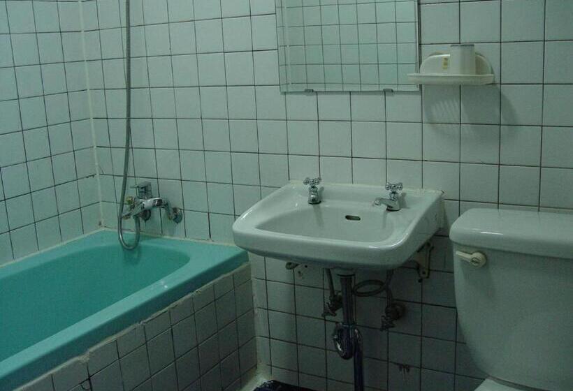 Goodstay Saewha Hostel