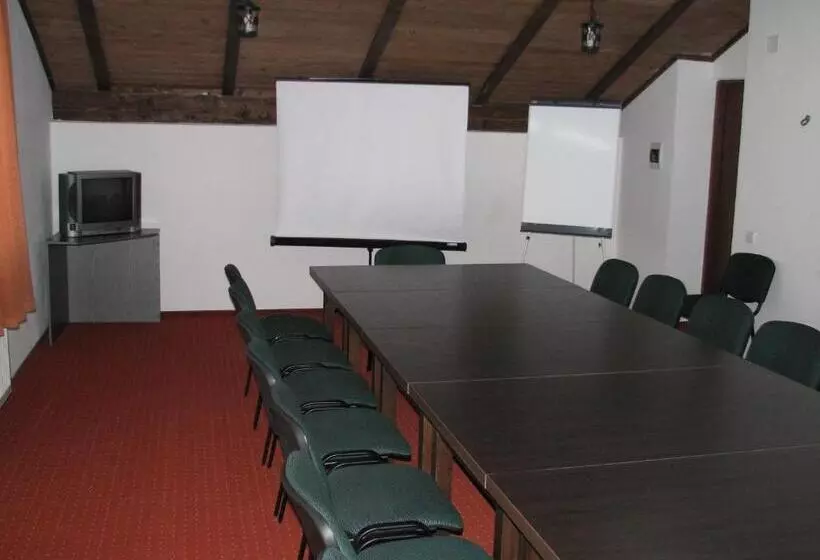 هتل Alpenhof Pansion