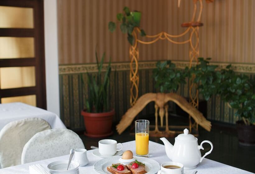 בית מלון כפרי Britaniya