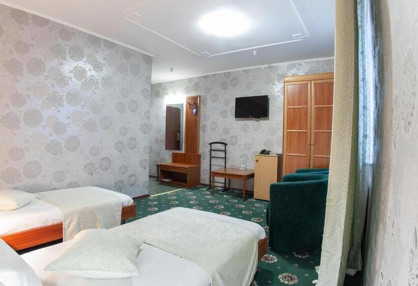 בית מלון כפרי Britaniya