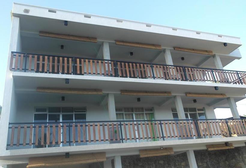 호텔 Lotus Villa Holiday Resort