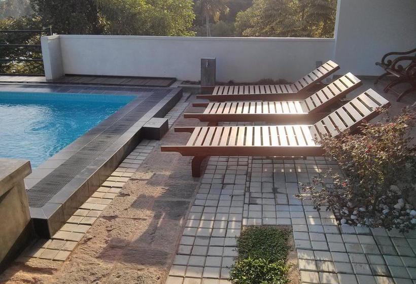 호텔 Lotus Villa Holiday Resort