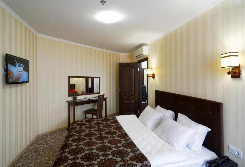 Lisova Pisnia Resort