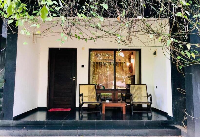 민박 Dambulla Rock Arch