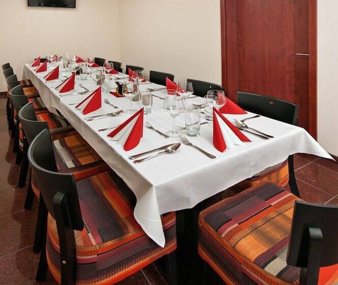 בית מלון כפרי Arena