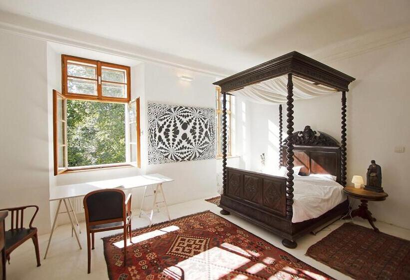 فندق Chateau Třebešice