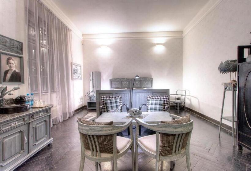 فندق Chateau Třebešice