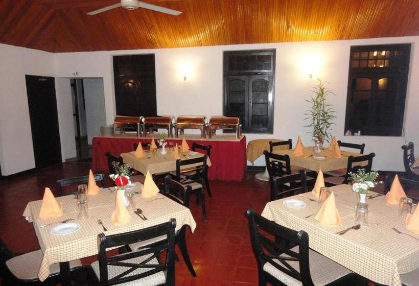 בית מלון כפרי Country Comfort