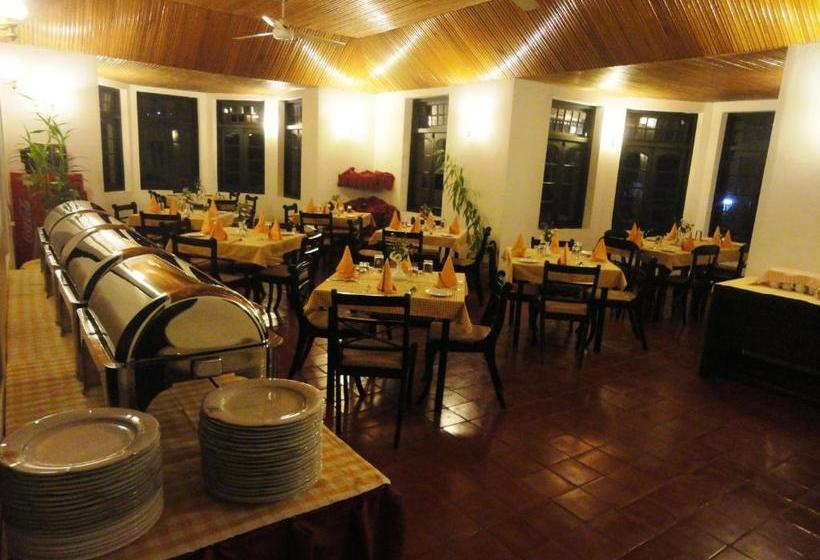 בית מלון כפרי Country Comfort