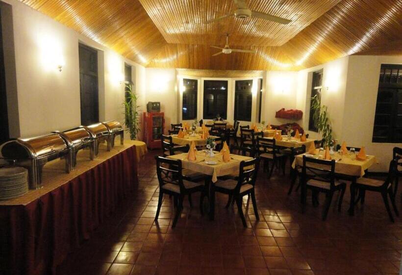 בית מלון כפרי Country Comfort