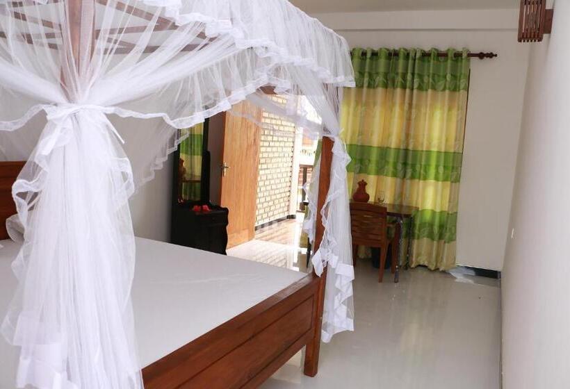 Hotel Dilara Resort Mirissa