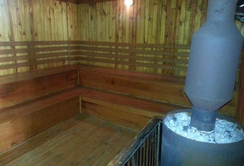 هتل Eden by Bluebay