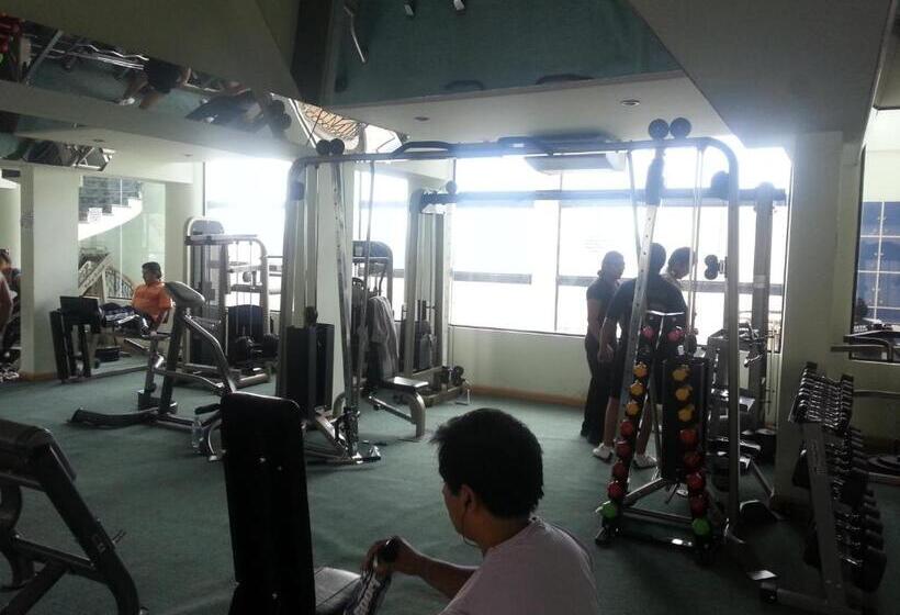 هتل Eden by Bluebay