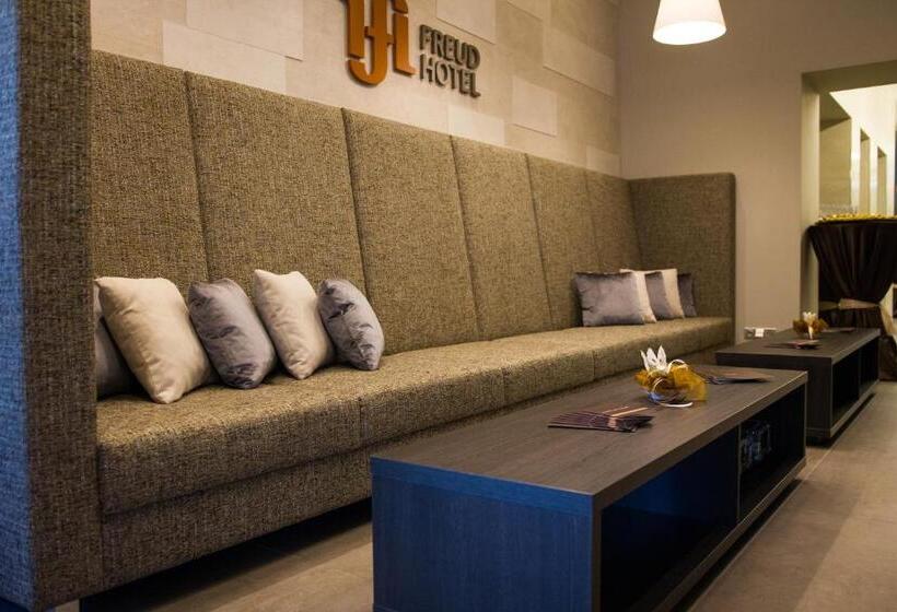 Hotelli Freud