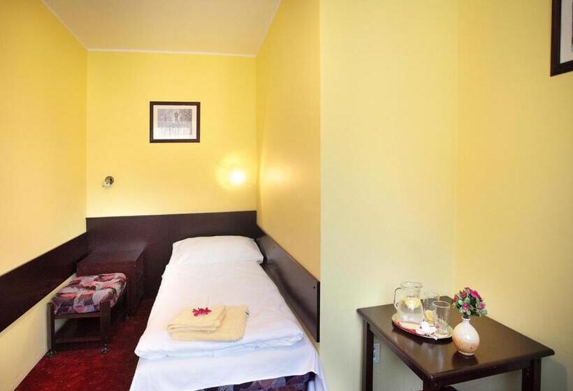 Отель Milan Vopicka