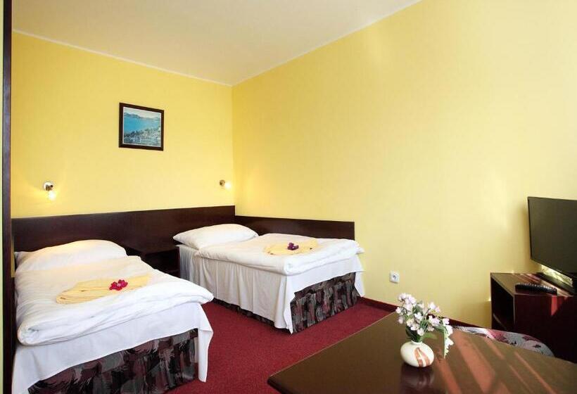 Отель Milan Vopicka