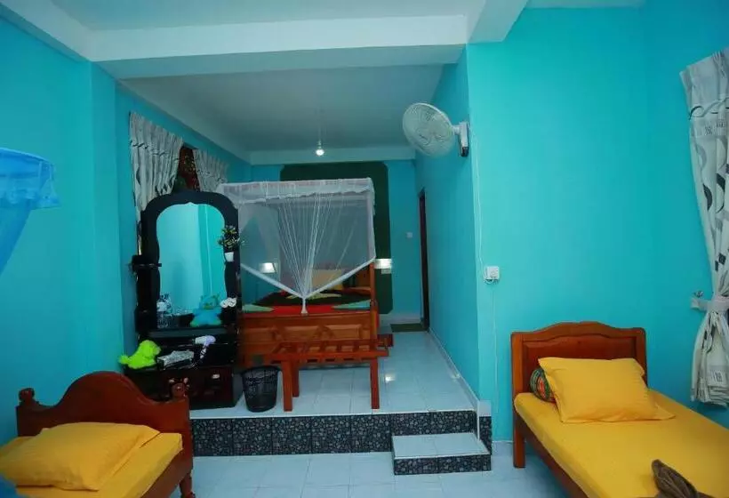 Hotel Tea Forest Lodge