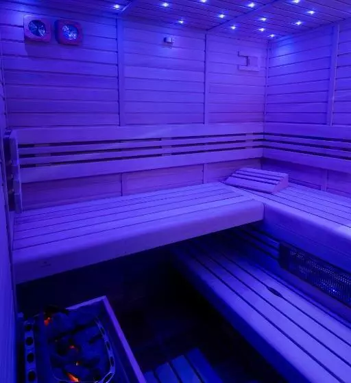 リゾートホテル Wellness Hotel & Minipivovar Kněžínek