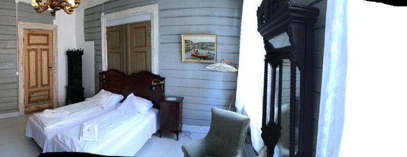 Bed and Breakfast Gjestehuset Ibsen