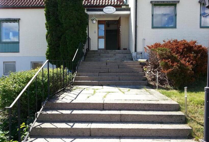 Fjällbacka Pensionat Och Vandrarhem