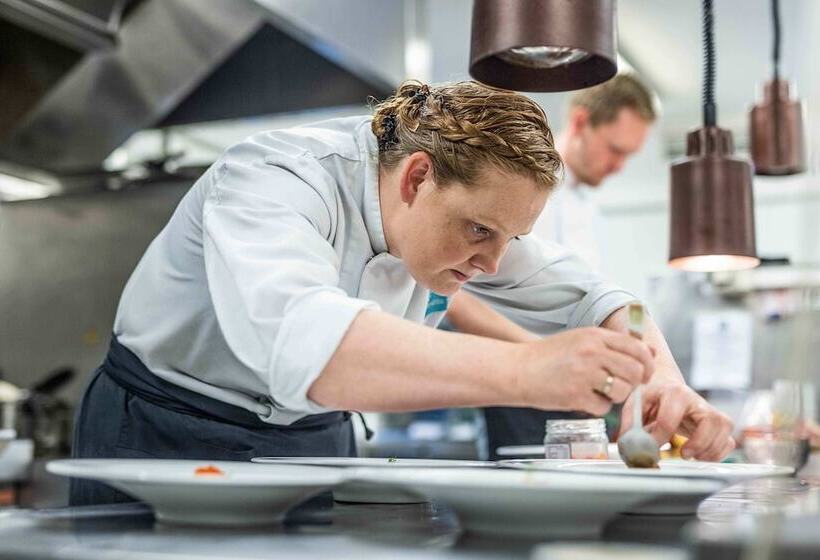 Gloppen Hotell By Classic Norway Hotels