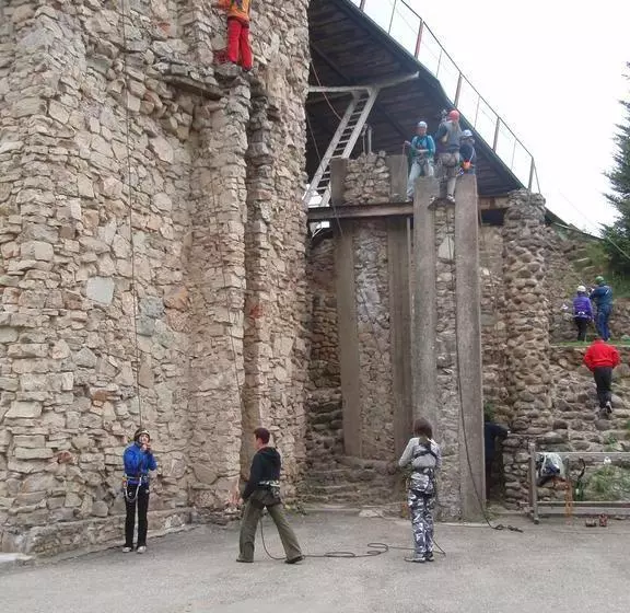 هتل Baiļi