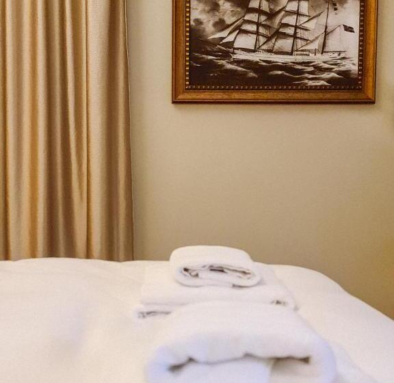 Отель Det Lille