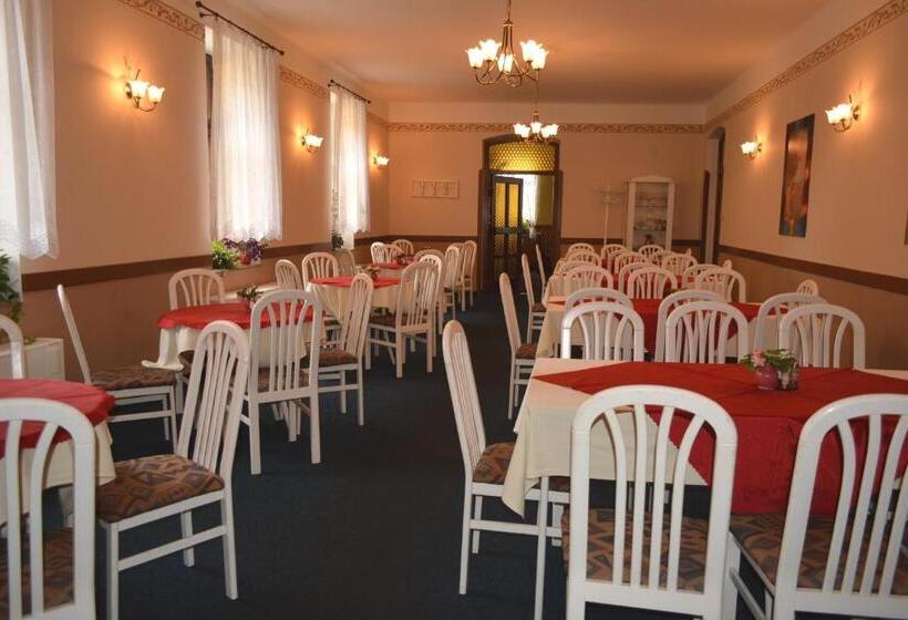 בית מלון כפרי Koruna