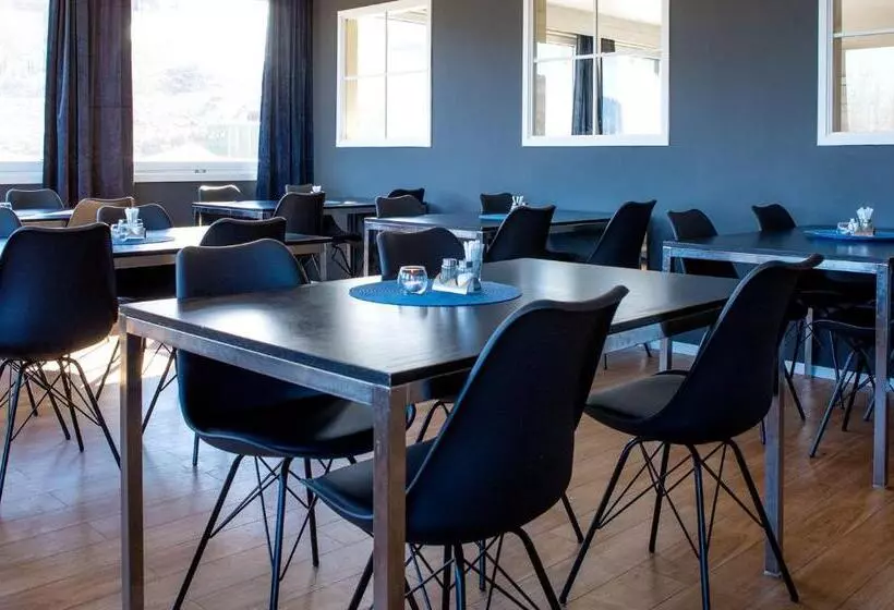 ホテル Narvik Budget Rooms