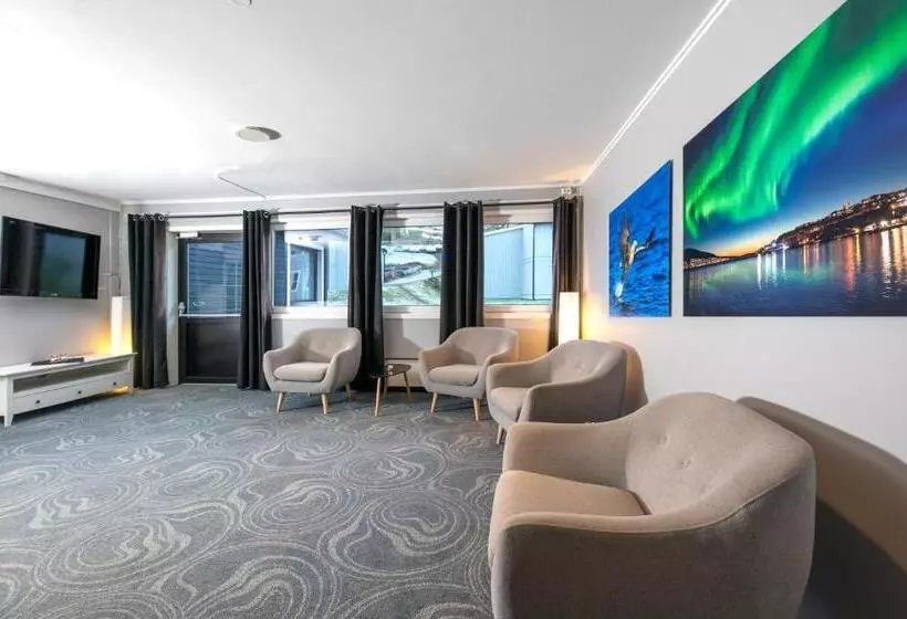 ホテル Narvik Budget Rooms