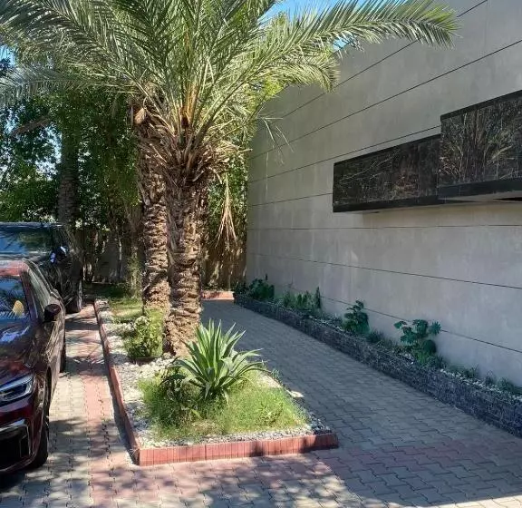 هتل Palm