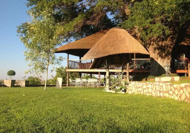 هتل Stampriet Historical Guesthouse