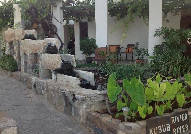 هتل Stampriet Historical Guesthouse