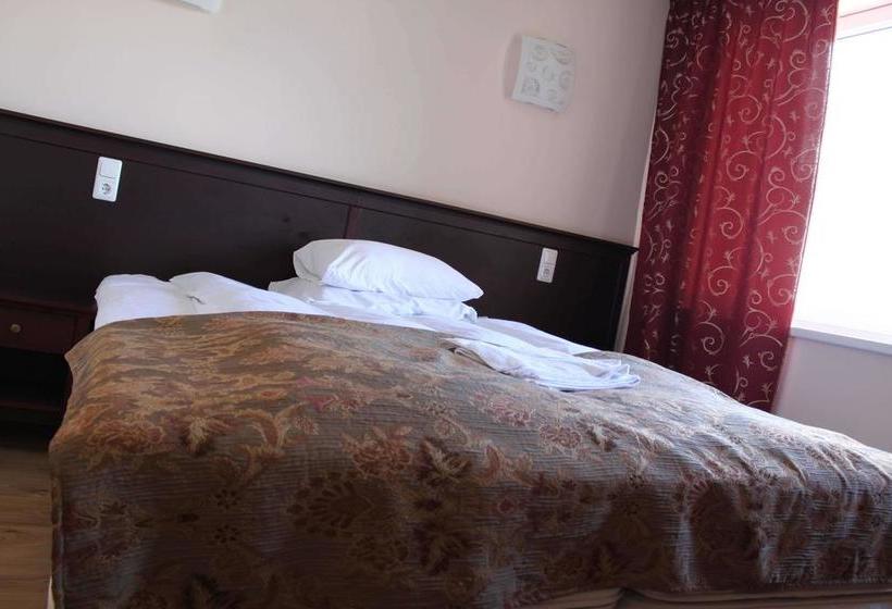 هتل Bed And Breakfast Taurage Center