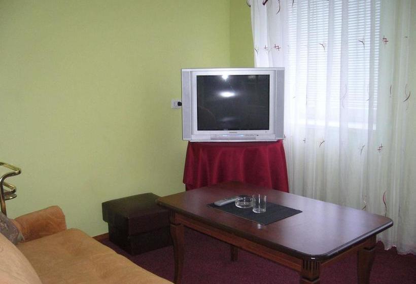 هتل Bed And Breakfast Taurage Center