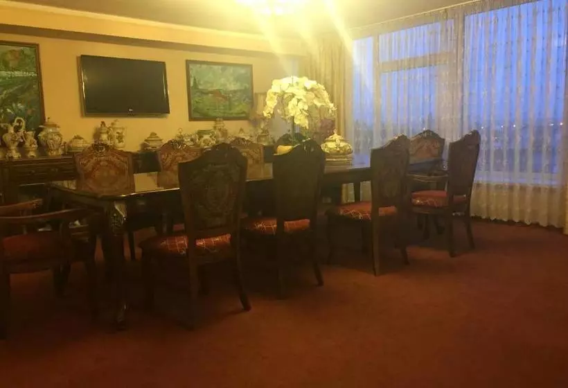 هتل Bed And Breakfast Taurage Center