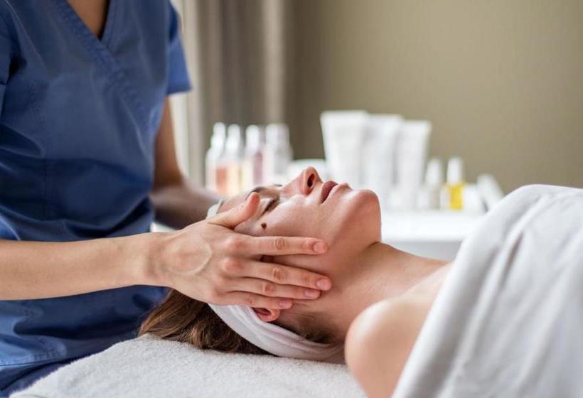 هتل Upa Medical Spa