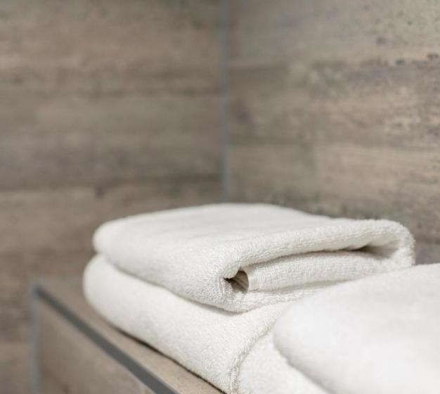 هتل Upa Medical Spa